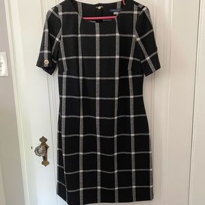 Tommy Hilfiger Fitted Windowpane Black and White Dress ☀️